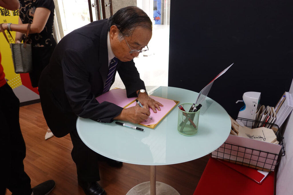 這是一張圖片 這是一張圖片